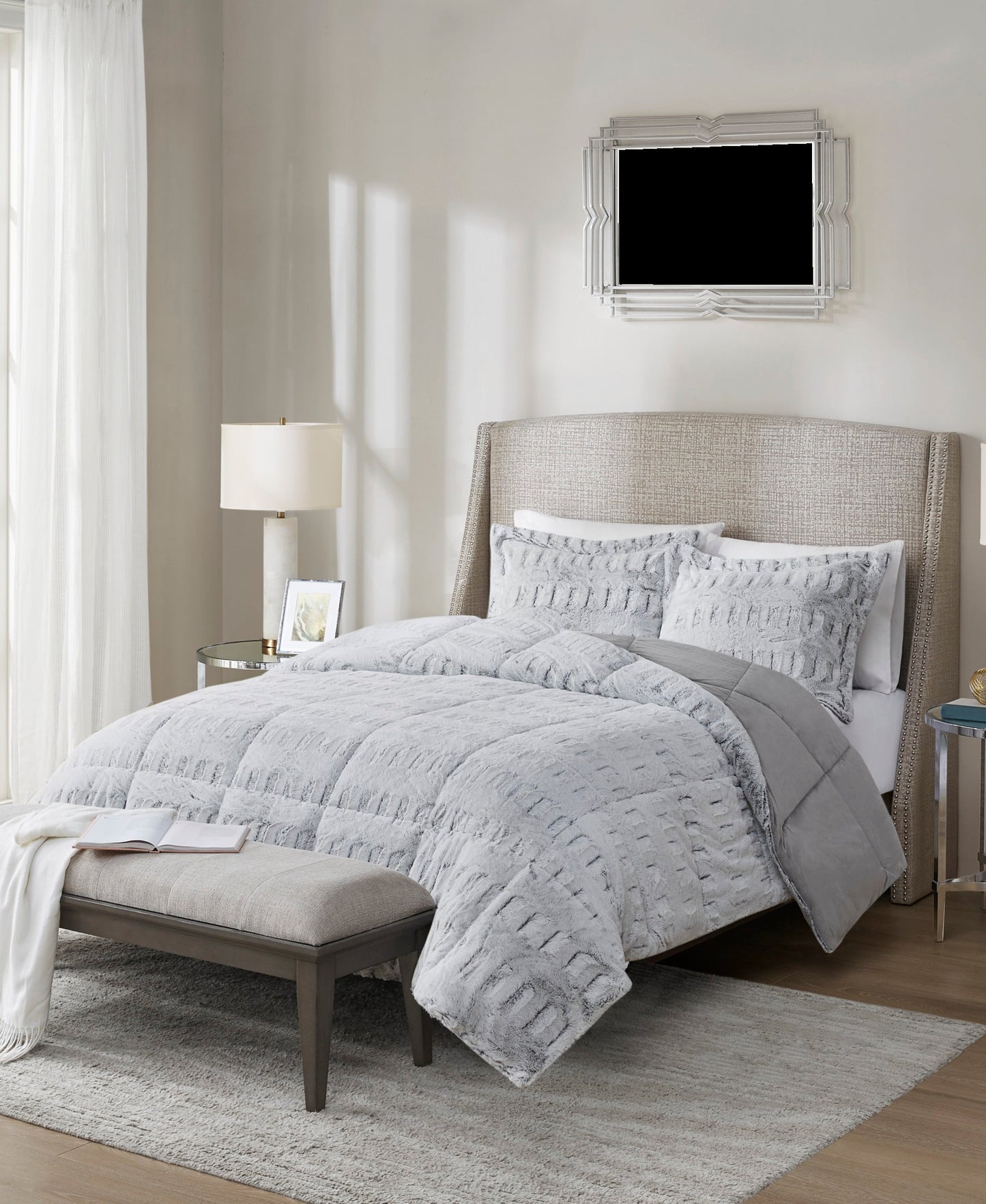 Margot Faux Fur Comforter Mini Set