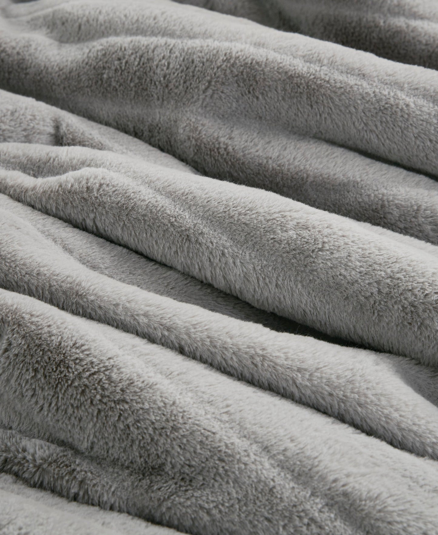 Eve Faux Fur Comforter Set