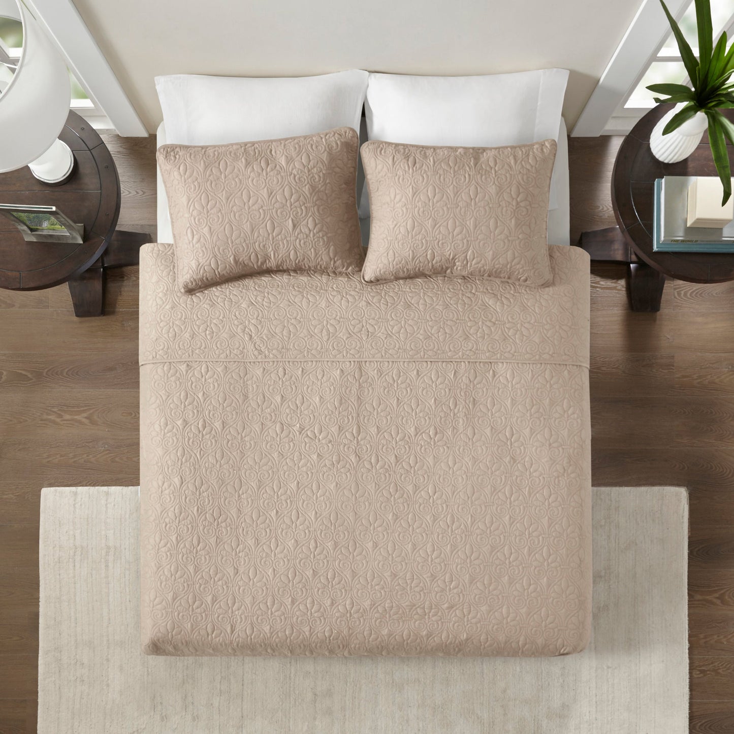 Vancouver Reversible Quilt Set