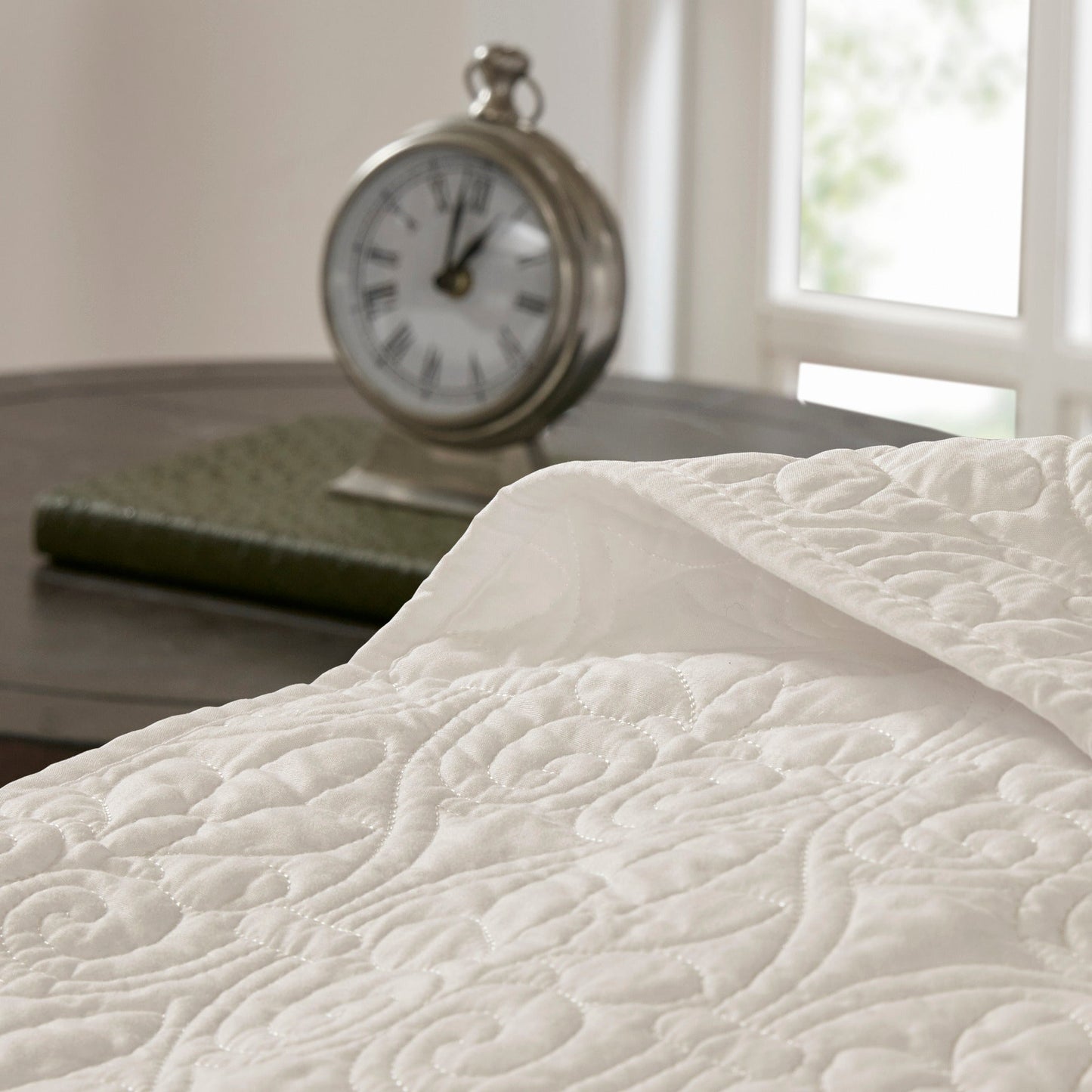Vancouver Reversible Bedspread Set