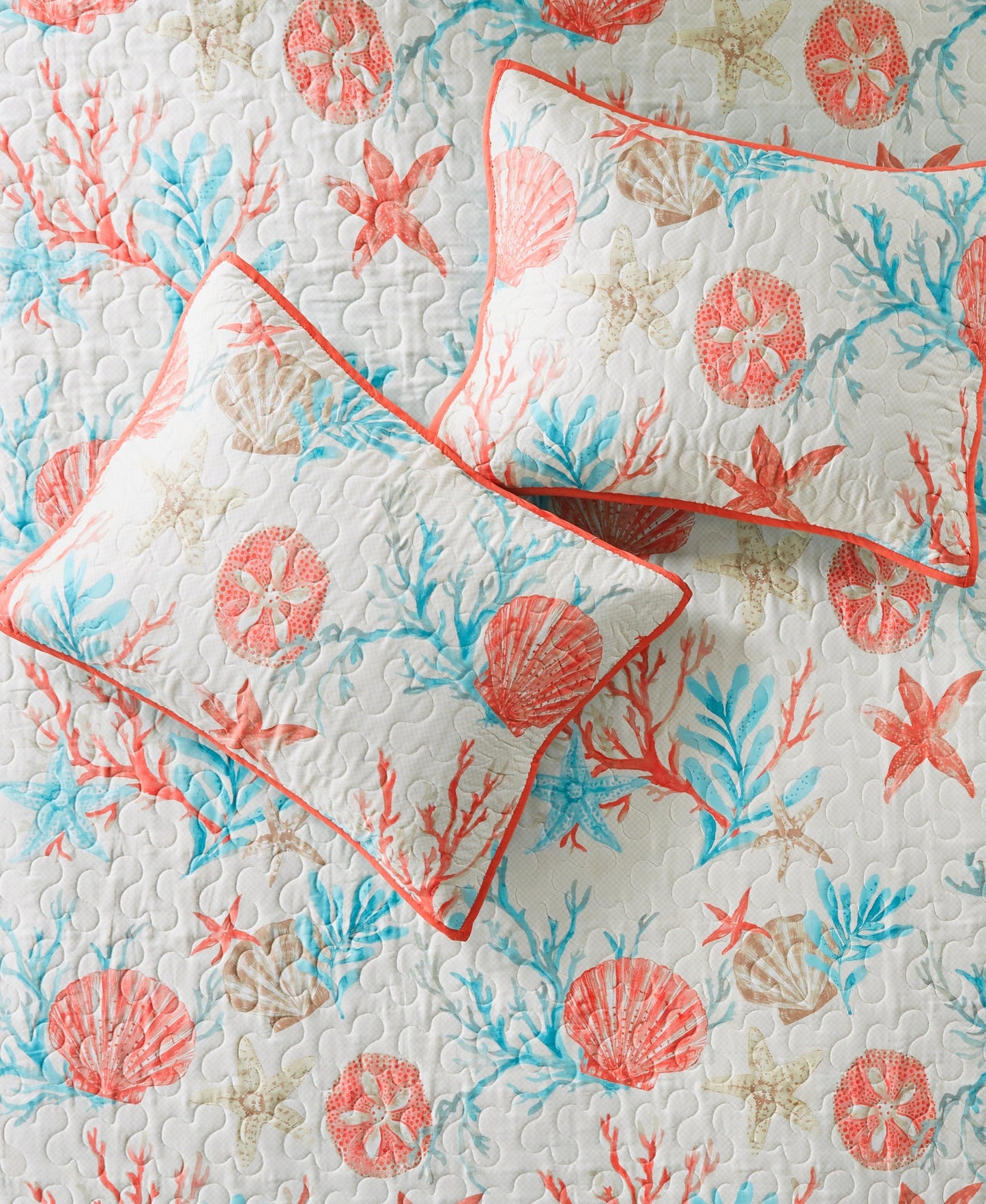Ocean View 6 Piece Sateen Quilt Set with Throw Pillows