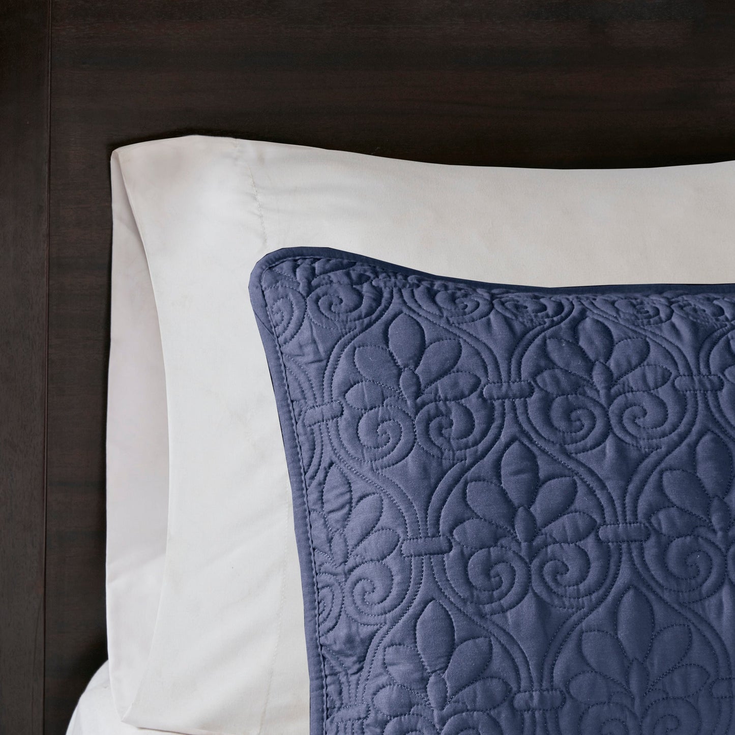 Vancouver Reversible Quilt Set