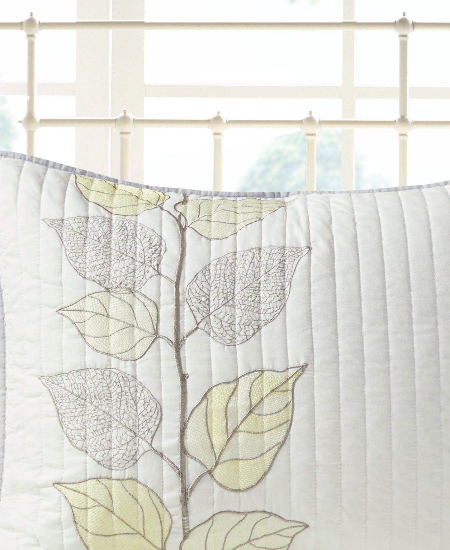Marissa 6 Piece Embroidered Quilt Set with Throw Pillows