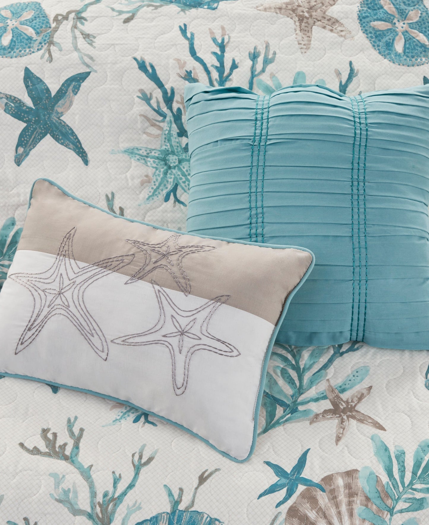 Ocean View 6 Piece Sateen Quilt Set with Throw Pillows
