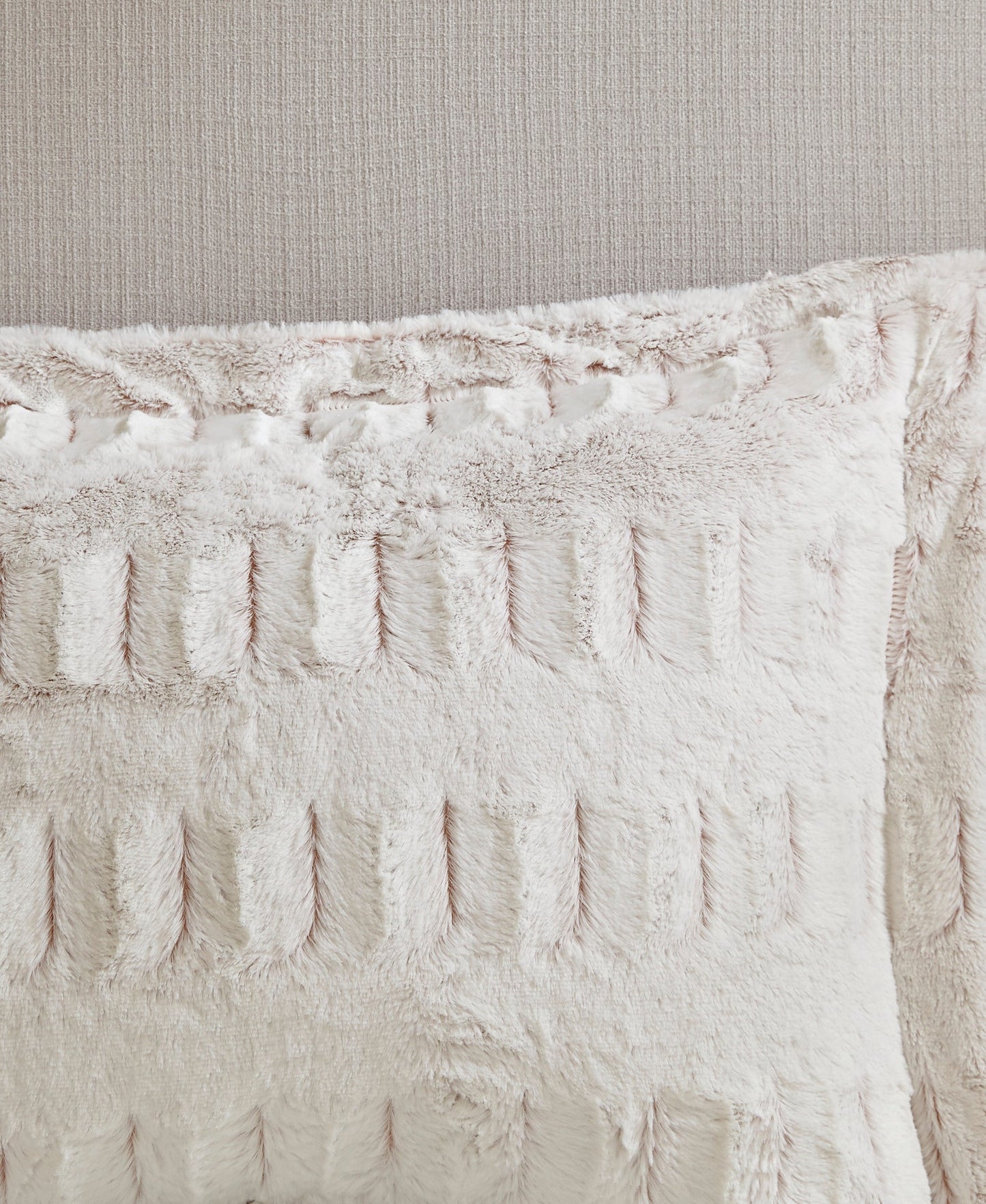 Margot Faux Fur Comforter Mini Set