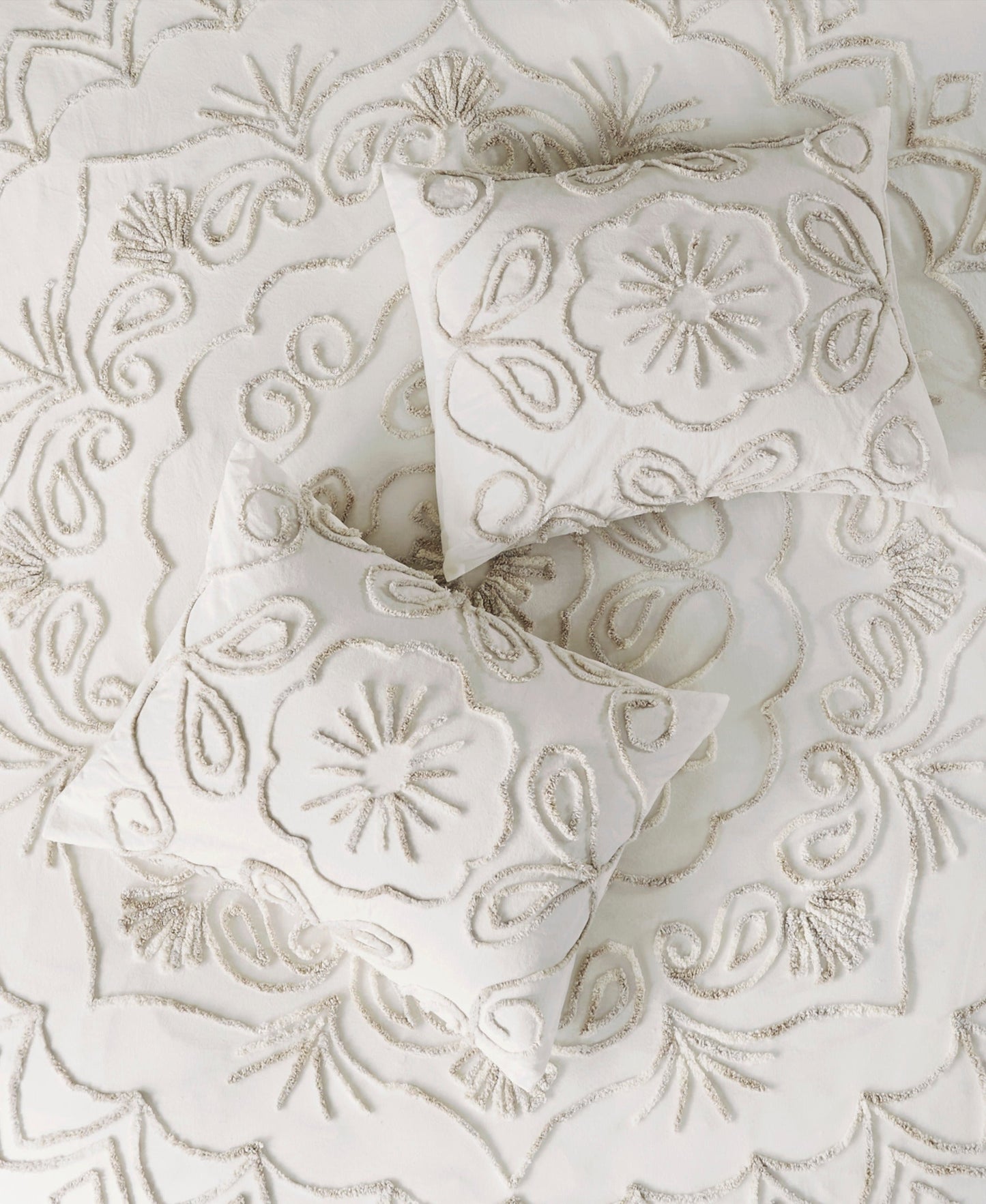 Valeria Tufted Chenille Comforter Set