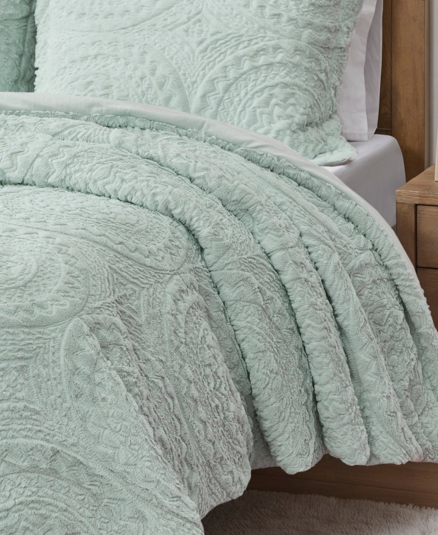 Alivia Embroidered Medallion Faux Fur Ultra Plush Comforter Mini Set