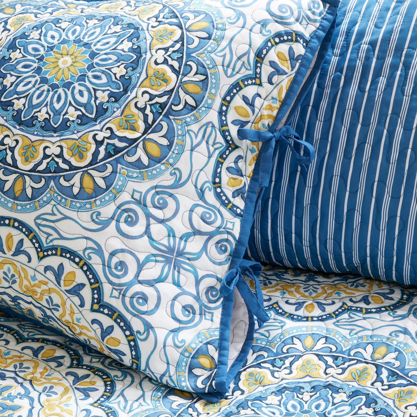 Menara 6 Piece Reversible Daybed Cover Set