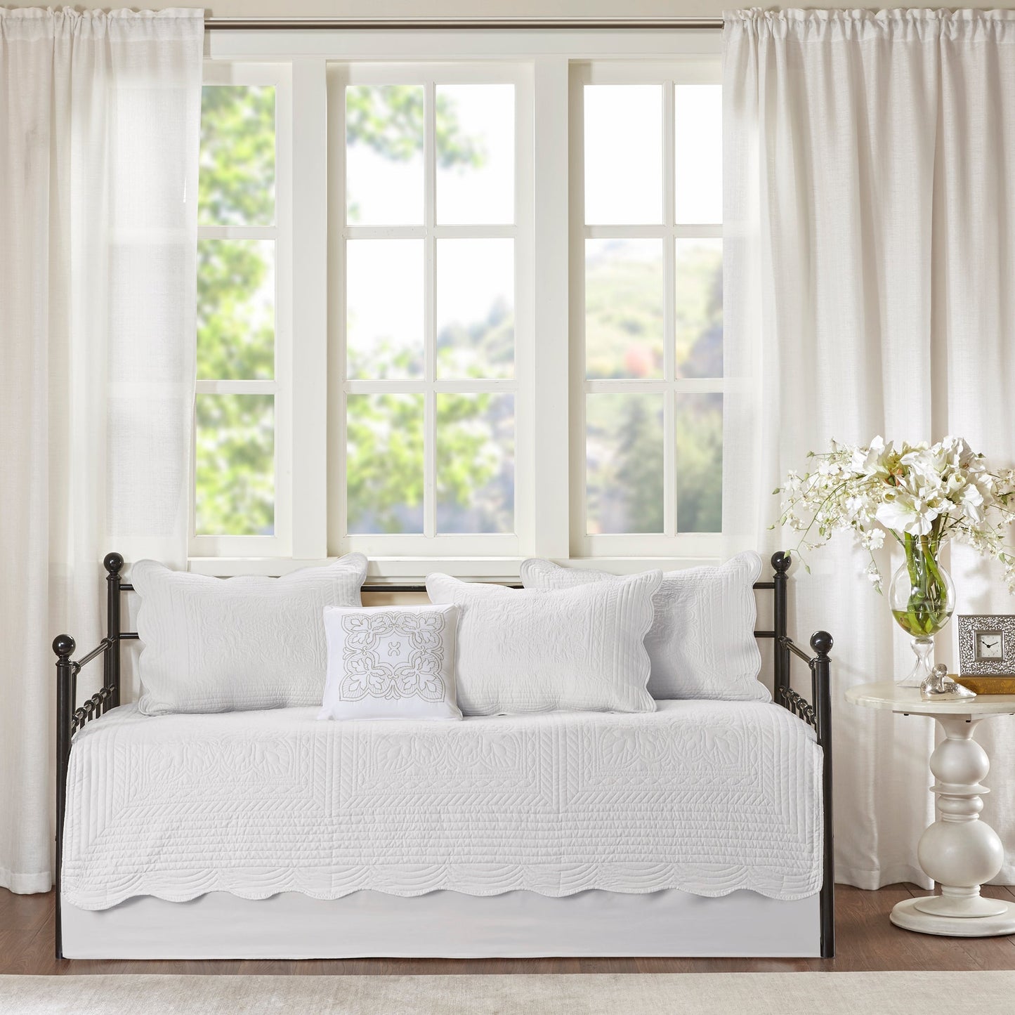 Genoa 6 Piece Reversible Scalloped Edge Daybed Cover Set