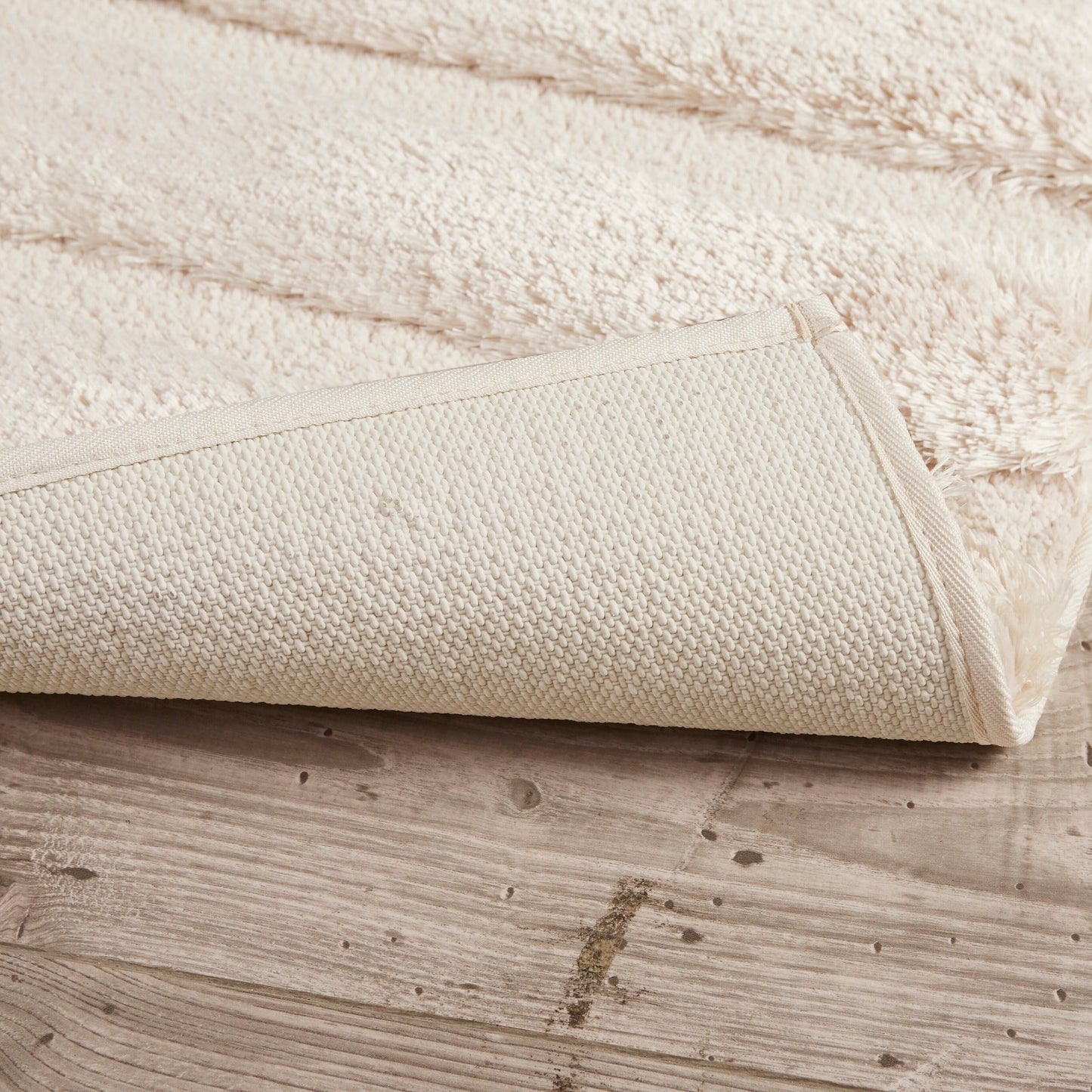 Tufted Pearl Channel Rug Grey
